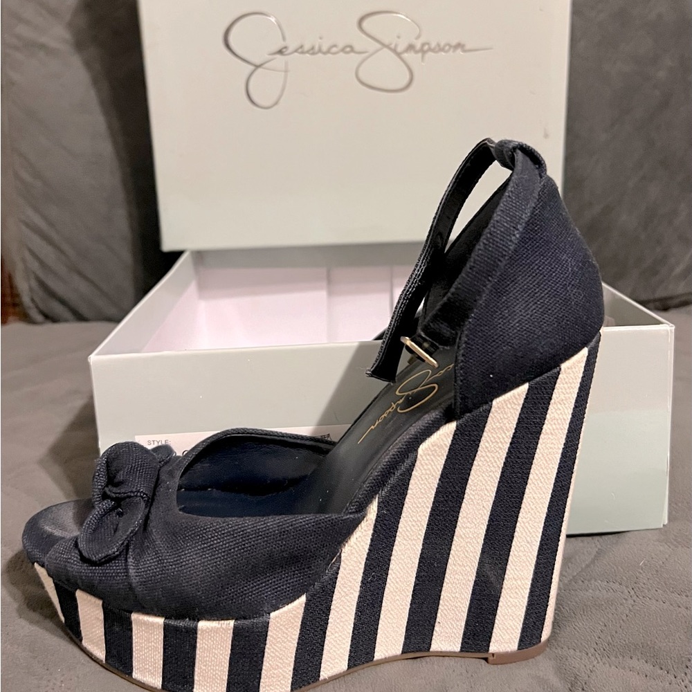 Jessica Simpson Blue and White Wedge Heels Size 6